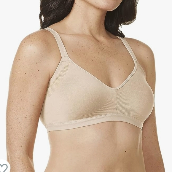 NWT Olga by Warners easy does it smoothes underarm bulge bra - Picture 1 of 8